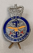 VGC Vintage Military MOD Guard Service Enamelled Lapel Beret Badge picture