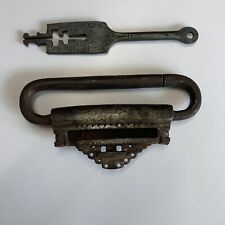 Early 18th C Iron padlock lock with key TRICK PUZZLE BARBED SPRING Old antique. picture