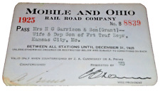 1925 MOBILE AND OHIO RAIL ROAD EMPLOYEE PASS #8839 picture