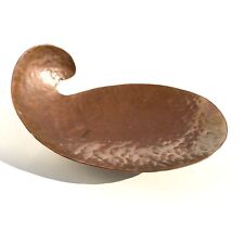 Mid Century Modern Hammered Copper Dish Abstract MCM vintage footed tripod swirl picture