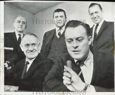 1962 Press Photo Lou Perini and others at the sale of the Milwaukee Braves picture