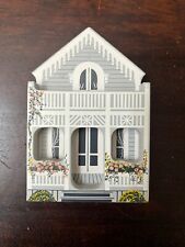 Sheila’s Collectibles Wood Gingerbread House Oak Bluffs Martha’s Vineyard picture