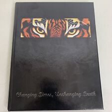 2002 ETBU The Martian yearbook annual East Texas Baptist University picture