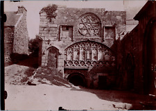 France, Morlaix, Rosace de la Fontaine des Carmelites, vintage print, ca.1890 Ti picture