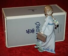 LLADRO Porcelain SCHOOL DAYS #7604 In Lladro Box Made in Spain picture