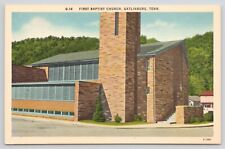 Gatlinburg Tennessee First Baptist Church Linen Postcard picture