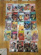 WONDER WOMAN 2011 THE NEW 52 DC COMICS LOT. SIGNED #1 COPY BY CLIFF CHIANG. picture