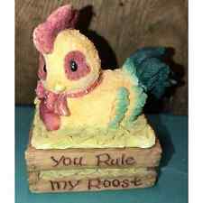 ENESCO Mary’s Hen House You Rule My Roost Hen On Crate with sound 1996 picture