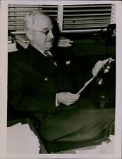 GA54 1953 Original Photo HARRY TRUMAN'S DANDER IS UP Reading Brownwell Speech picture
