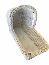 VINTAGE WHITE Wicker Doll , Pet, baby bassinet Style Decor picture
