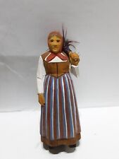 VINTAGE EXPERTLY CARVED AND PAINTED FOLK ART CARVED WOMAN WITH A DUSTER EUROPEAN picture