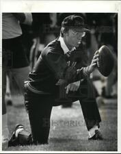 Press Photo New Browns coach Marty Schottenheimer gives direction to his team picture