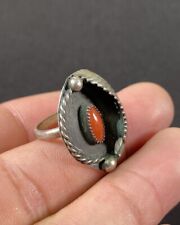 Vintage Navajo Native American Leaf Design Sterling Silver .925 Oval Coral Ring picture
