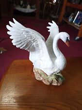 BEAUTIFUL 1987 SIGNED HOMCO Masterpiece Porcelain HAND PAINTED Swan Figurine picture