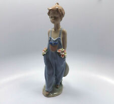 Lladro Figurine #7650 A Pocket Full of Wishes, with box, 10