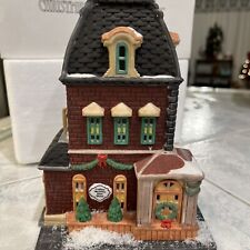 Dept 56 Heritage Collection Christmas in The City Haberdashery 55310 No Light picture