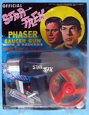 1975 - OFFICIAL STAR TREK - PHASER SAUCER GUN ON CARD W/3 SAUCERS - AHI - SEALED picture