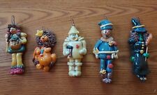 WIZARD OF OZ: 5 Vintage Christmas Ornaments 1970's Ceramic VERY GOOD Ships Free picture