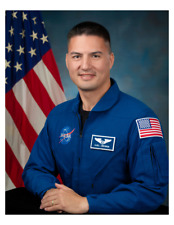 2009 NASA Astronaut Kjell Lindgren 8x10 Portrait Photo On 8.5