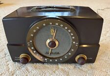 Vintage Zenith G725 vacuum tube radio - looks nice and plays well picture