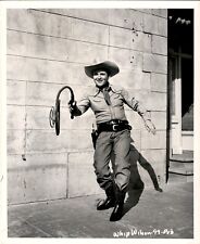 LD254 Original Photo COWBOY ACTOR CRACKING BULLWHIP IN 1955 FILM THE KENTUCKIAN picture