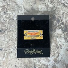 Rare 2010 DollyWood Collectors Golden Ticket Awards V.I.P. Best Christmas Ever picture