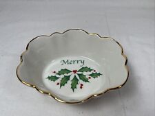 Lenox Holiday Series Oval Fluted Dish “Merry” Holly Cream Gold Trimmed 4.75