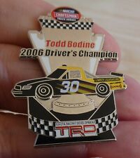 PIN'S COURSE USA NASCAR TRD TOYOTA TRUCK SERIES CRAFTSMAN TODD BODINE 2006 MFS picture