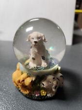 VINTAGE CUTE SMALL DOG IN GLITTER SNOW GLOBE ABOUT 3 1/4