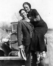 New 11x14 Photo: Bonnie Parker and Clyde Barrow, Infamous Depression-Era Outlaws picture