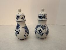 Blue Danube Blue Onion - Salt & Pepper Shakers - With Stoppers - Rectangle Mark picture