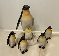 Penguin Figurines Mom And Baby With 4 Siblings Adorable Vintage picture