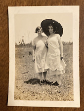 Vintage 1920s Young Woman Ladies Girls Parasol Fashion Smiling Real Photo P10L7 picture