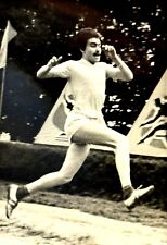 1960s Muscular Guy Athlete Man Beefcake Runner Stadium Gay Int VINTAGE B&W PHOTO picture
