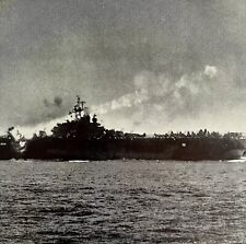 Kamikaze Plane Crashes On The Essex Ship 1945 WW2 Photo Print Military DWHH8 picture