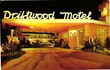 VTG Postcard- YL9527. DRIFTWOOD MOTEL Torrance, CA. Posted 1962 picture