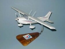 Cessna 172 Skyhawk Red White Blue Desk Display Private Model 1/24 SC Airplane picture