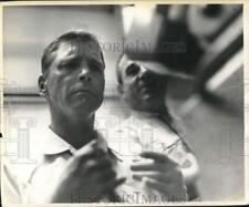 Press Photo Actor Burt Lancaster in movie scene - tup19984 picture