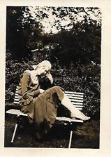 PRETTY YOUNG WOMAN Vintage SMALL FOUND PHOTO Original BLACK AND WHITE 210 49 G picture