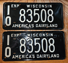 1947 - 1952 Wisconsin License Plate - Undated, squared corners (Pair) - Steel picture