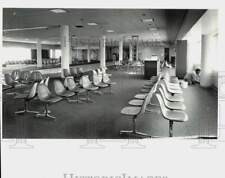 1982 Press Photo Construction on waiting area at Douglas Municipal Airport picture