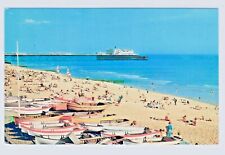 Postcard Summer Beach Scene Palace Pier Brighton U.K.P/UN Chrome11A picture