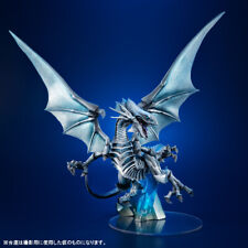 Yugioh Blue Eyes White Dragon Duel Monsters Holographic Edition Megahouse Figure picture
