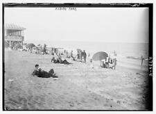 Asbury Park,Monmouth County,New Jersey,1910-1915,beach,bahers,sand,wave picture