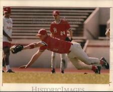 1995 Press Photo University of Houston Baseball Teammates at Robertson Stadium picture