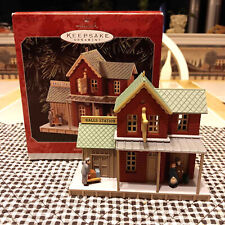 HALLMARK NOSTALGIC HOUSES AND SHOPS 1998 CHRISTMAS ORNAMENTS HALLS STATION picture
