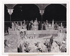 MINIATURE MOVING FIGURES REPRESENT HOLY LAND PANORAMA NEW YORK 1953 Photo Y 369 picture