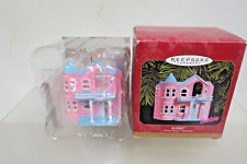 Hallmark Keepsake Ornament 1999 Barbie Dream House Pink picture