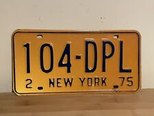 1975 New York Diplomat License Plate picture
