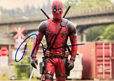 Ryan Reynolds (Deadpool) Hand-Signed 7x5 inch Photo Original Autograph Signature picture